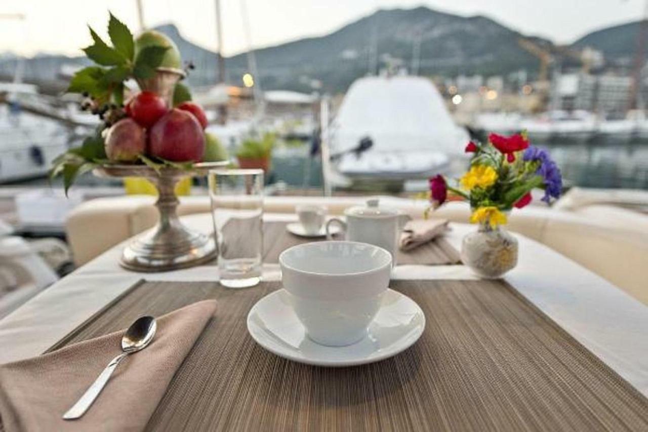 Yacht Suite Marina Di Grosseto Exteriör bild